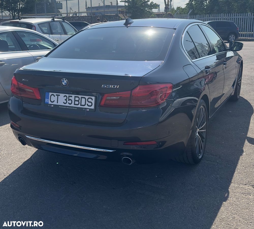 BMW Seria 5 530i xDrive AT - 4