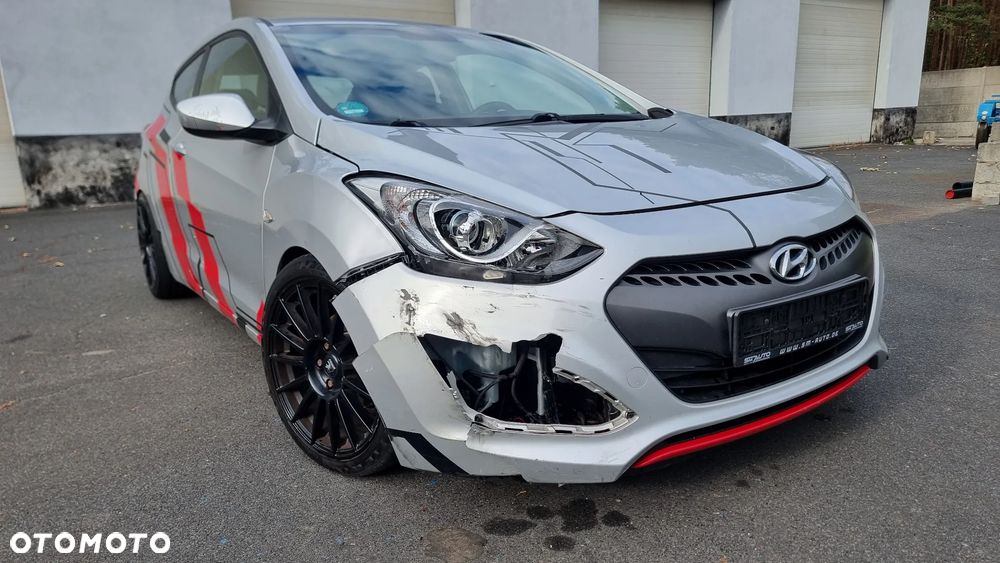 Hyundai i30 1.6 GDI BlueDrive Classic + - 9