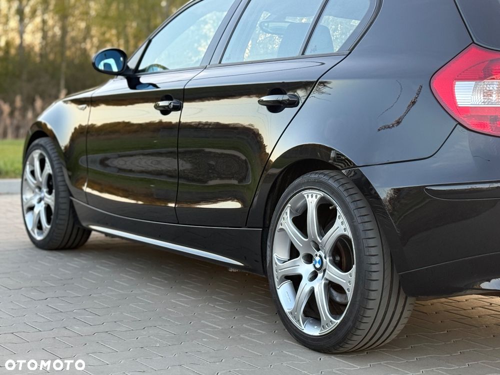 BMW Seria 1 120d DPF - 8
