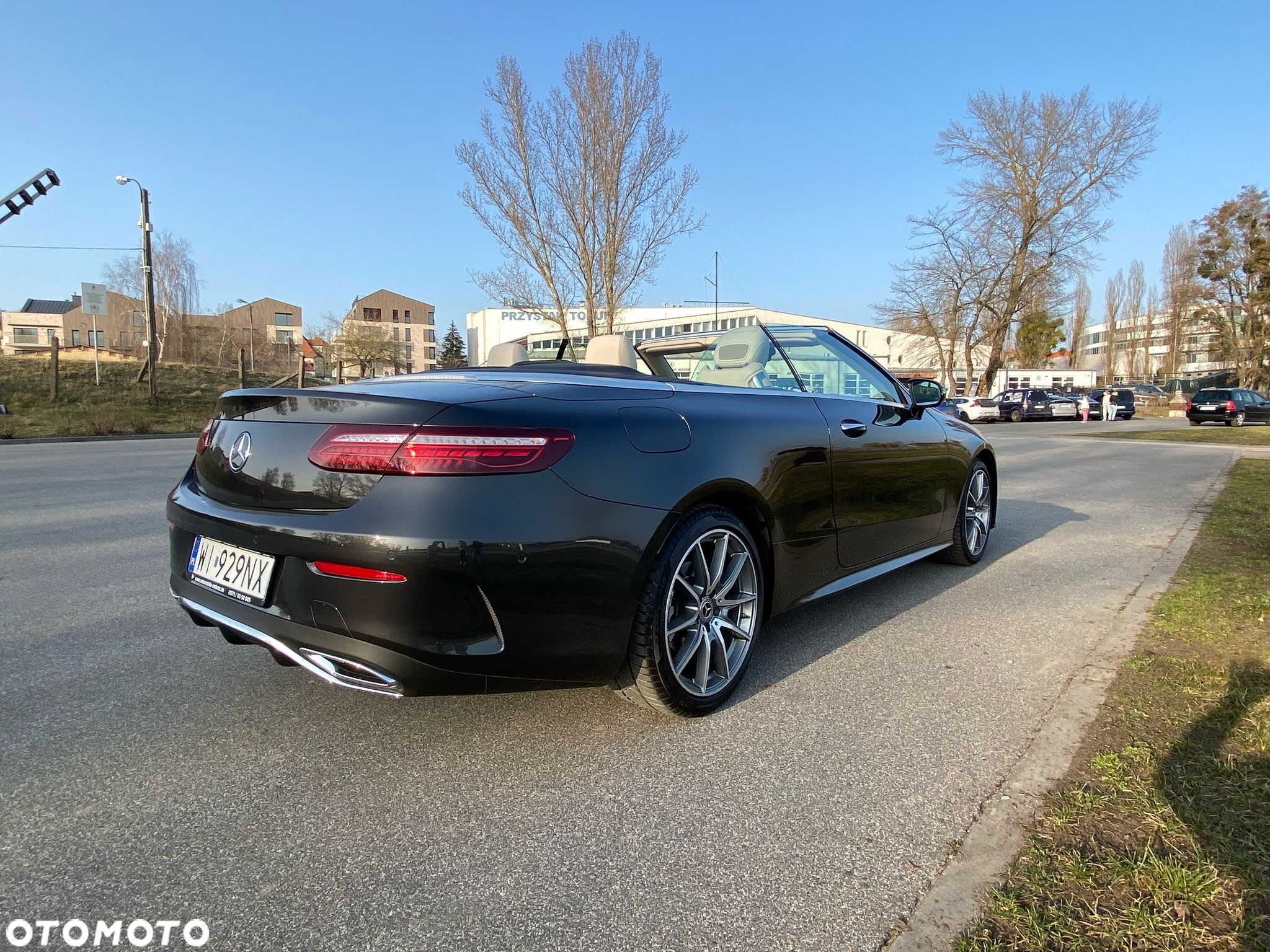 Mercedes-Benz Klasa E 220 d 4Matic Cabrio 9G-TRONIC AMG Line - 15