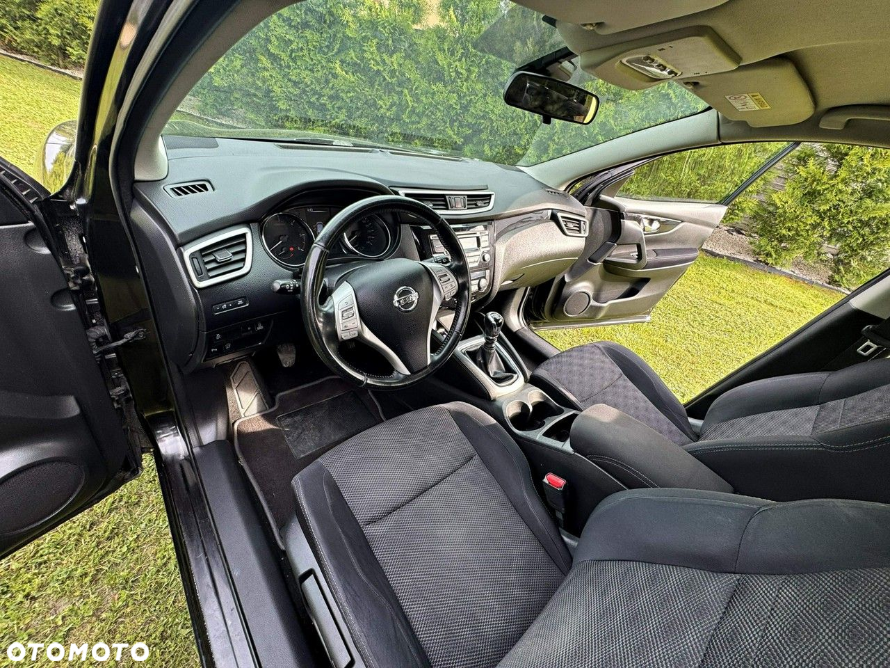 Nissan Qashqai 1.6 dCi 4 x 4 DPF Start/Stop tekna - 16