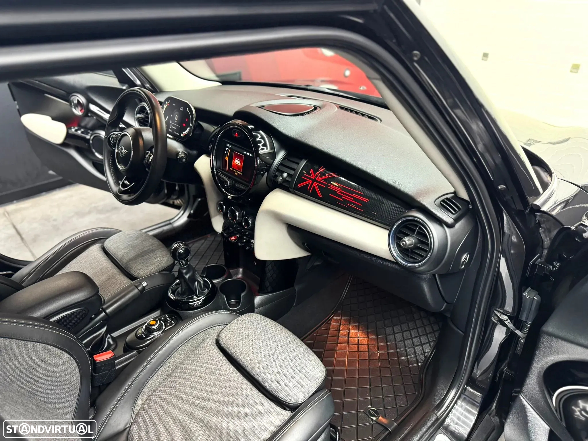 MINI 5 Portas Cooper - 11
