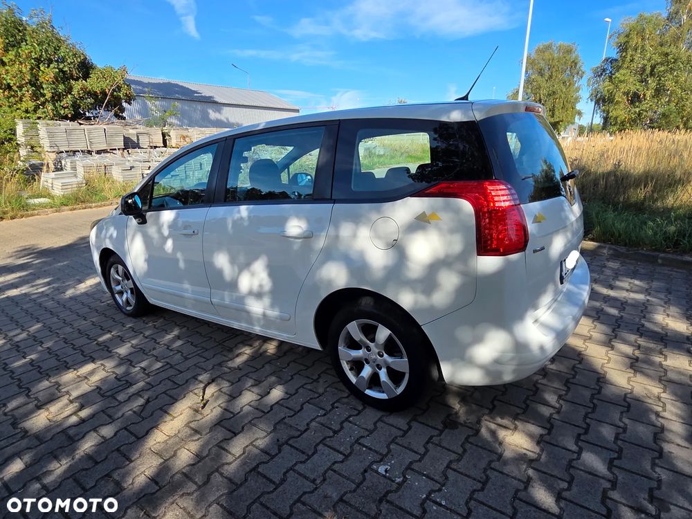 Peugeot 5008 - 18