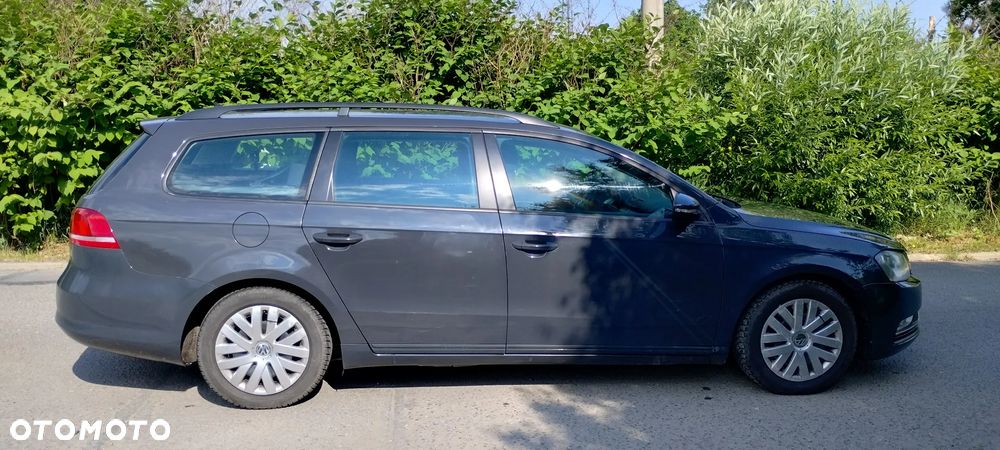 Volkswagen Passat 1.6 TDI BlueMotion - 9