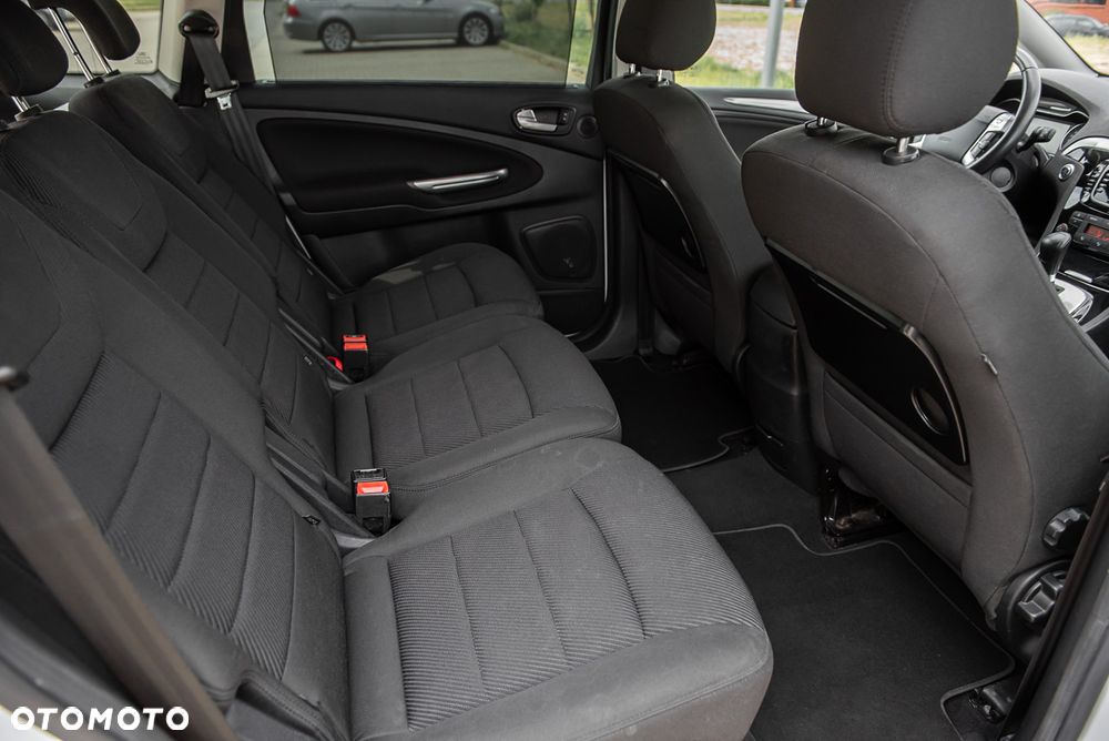 Ford S-Max 2.0 EcoBoost Titanium - 28