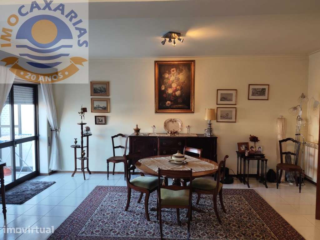 Apartamento T3 com 2 Suítes e Garagem a 3 Minutos a Pé do Santuário... - Grande imagem: 3/27