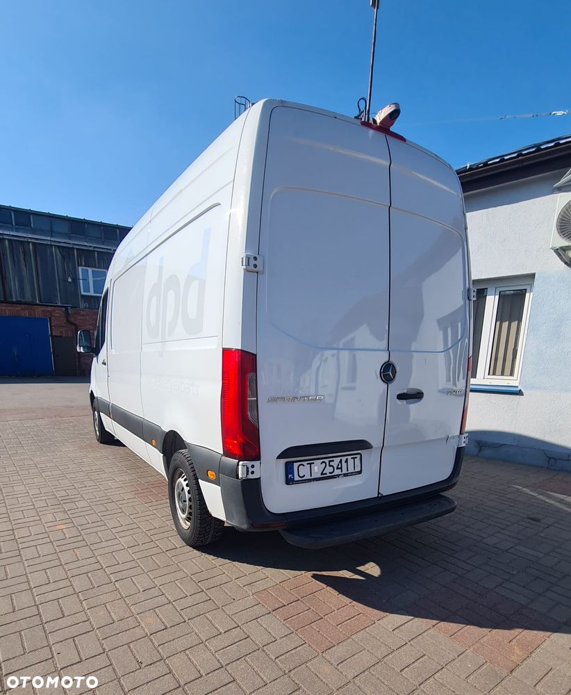 Mercedes-Benz SPRINTER 910 - 3