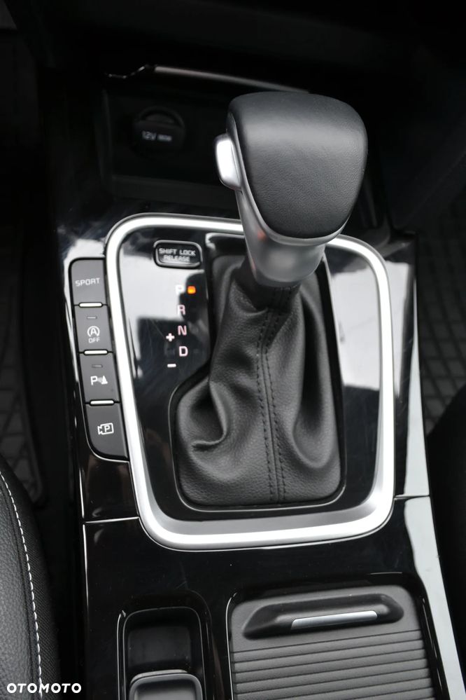 Kia Ceed 1.5 T-GDI Tribute DCT - 28
