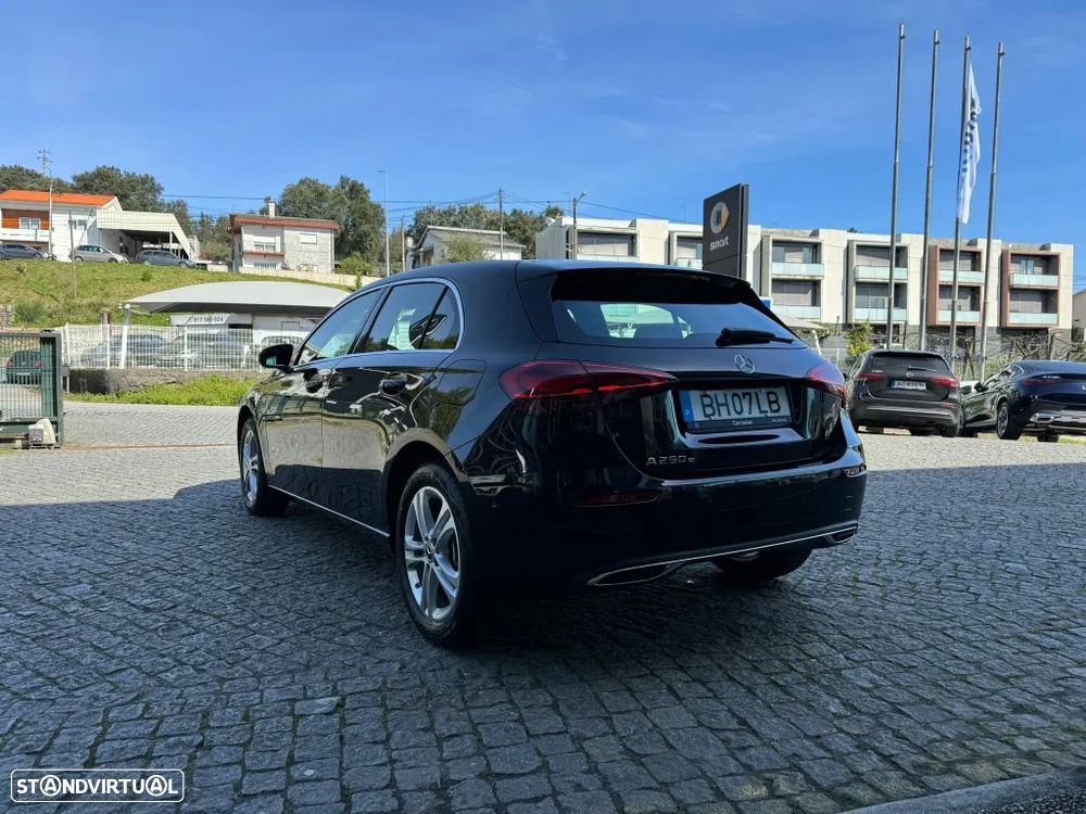 Mercedes-Benz A 250 e - 10