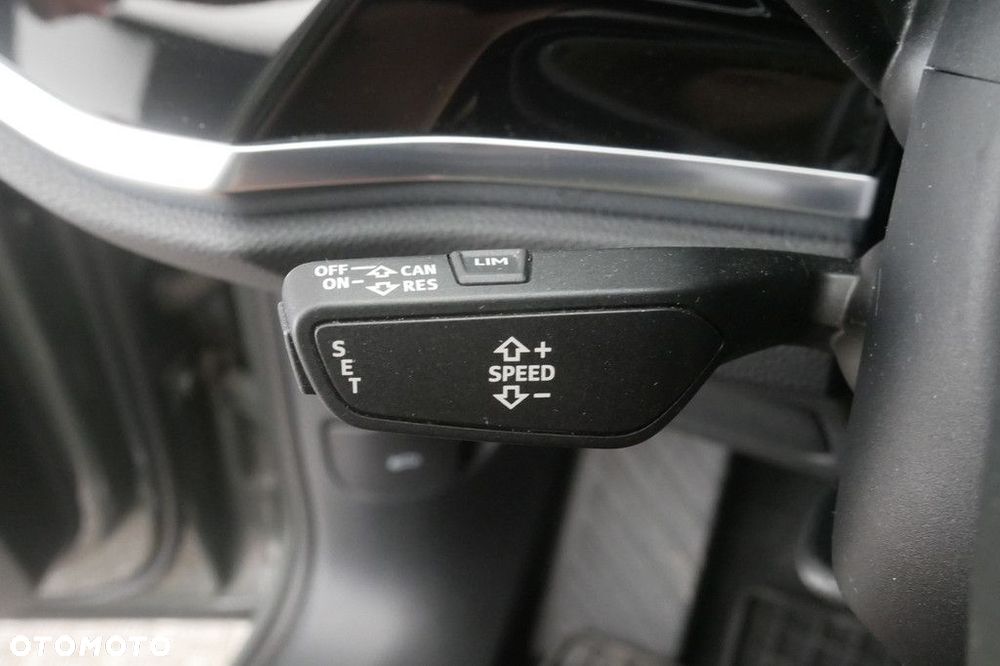 Audi Q3 2.0 TDI S tronic - 24