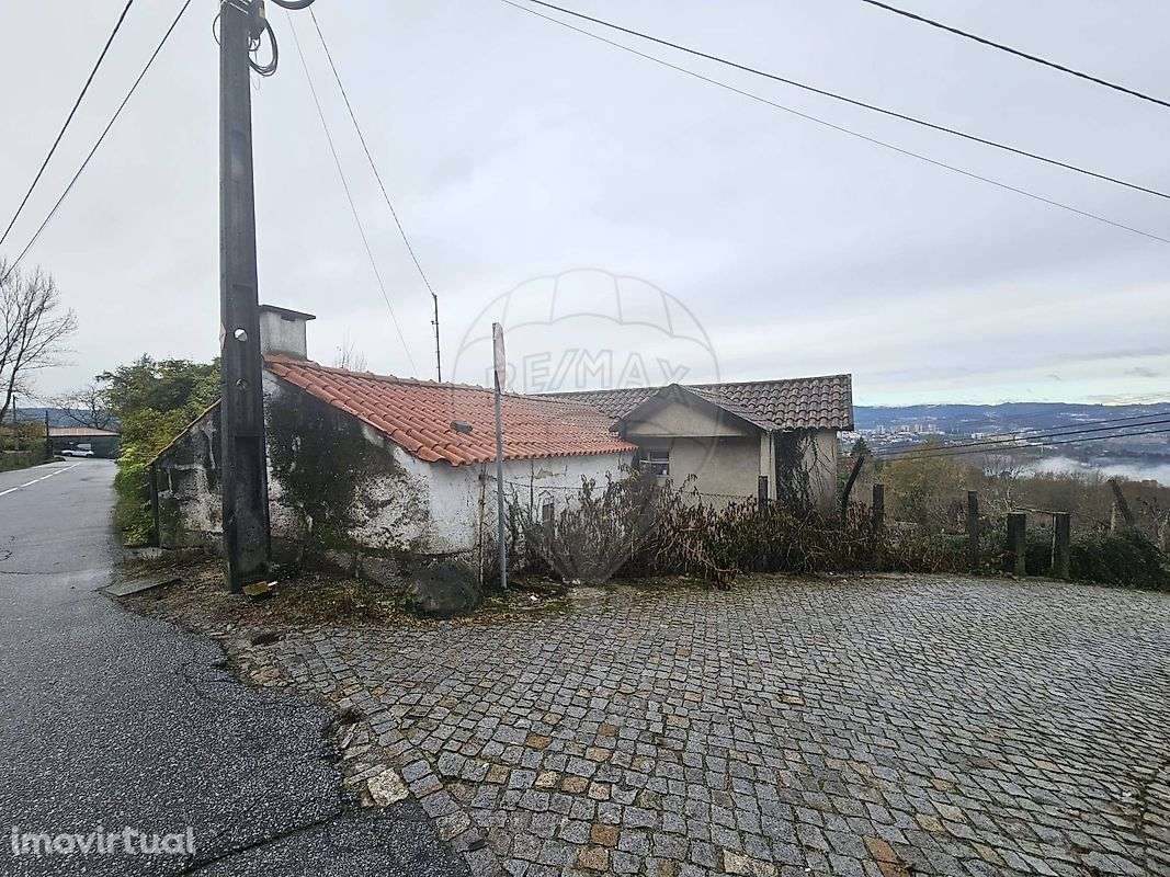 Moradia T2 para venda - Grande imagem: 2/6