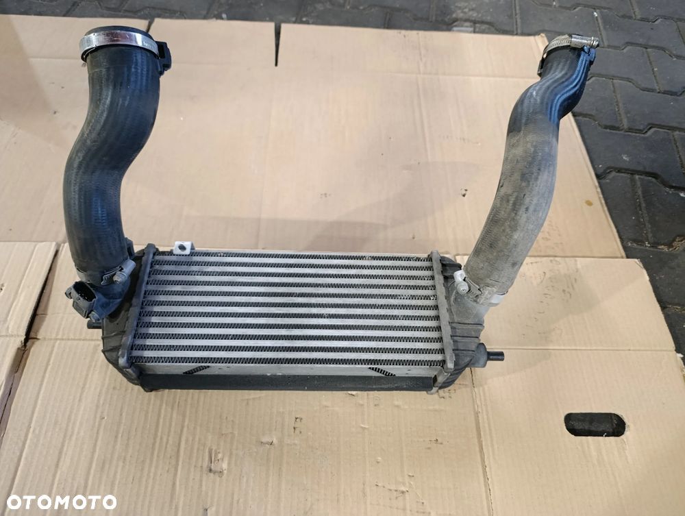 KIA SORENTO CHŁODNICA INTERCOOLER 28270-2A850 - 1