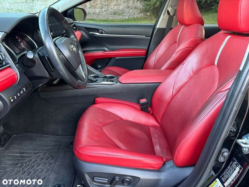 Toyota Camry 2.5 Hybrid Comfort CVT - 7