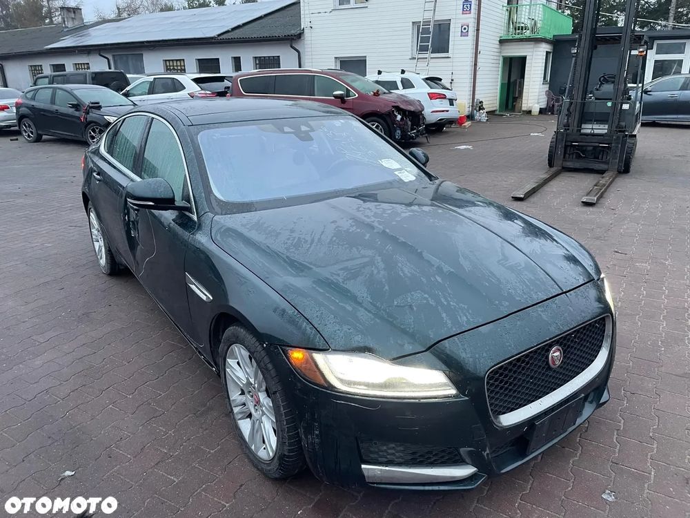 Jaguar XF 3.0 V6 S - 1