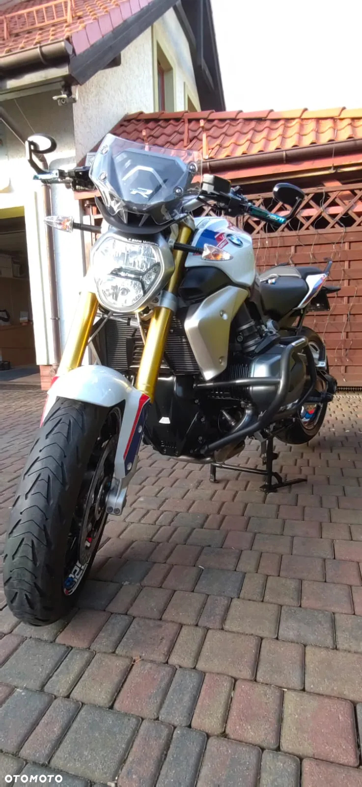 BMW R - 6