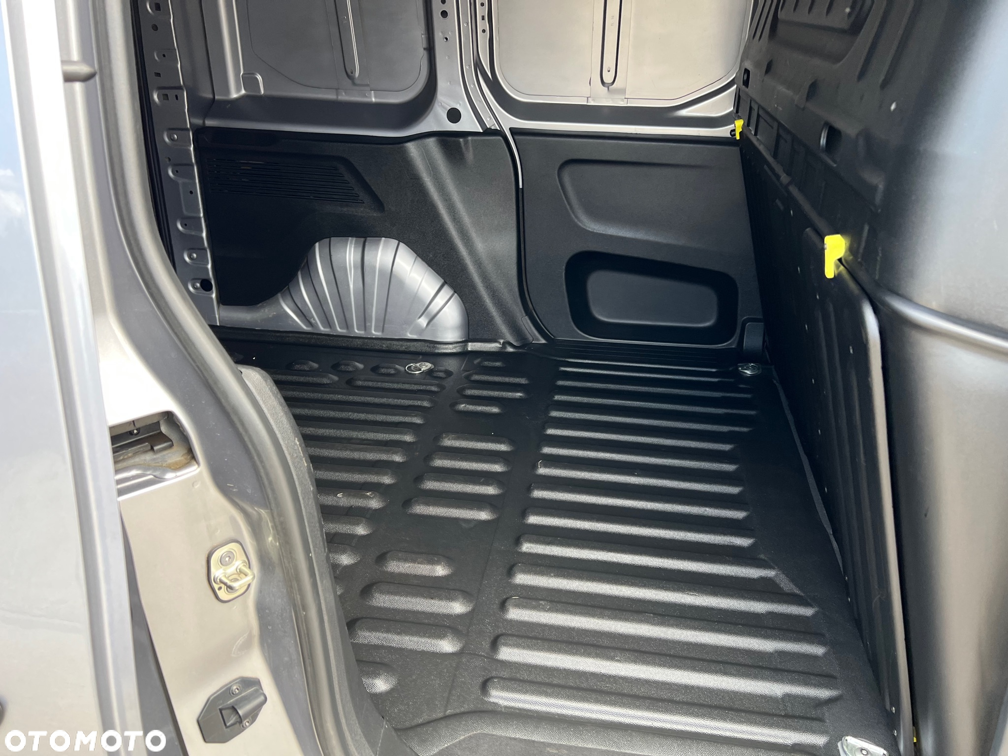 Citroën BERLINGO - 15