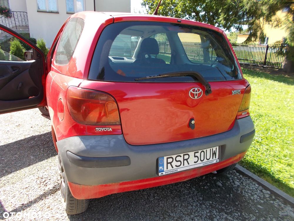 Toyota Yaris 1.0 Base - 16