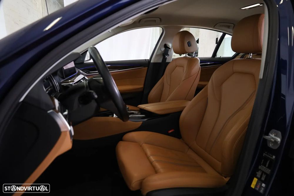 BMW 530 e iPerformance Line Luxury - 29