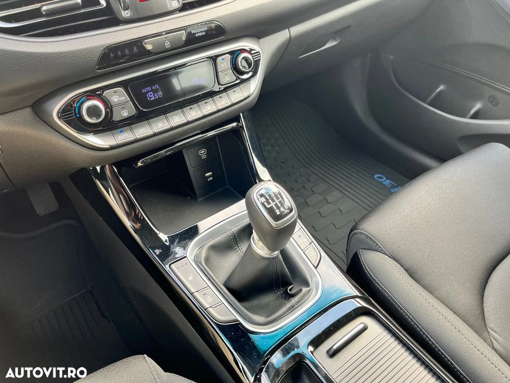 Hyundai i30 - 17