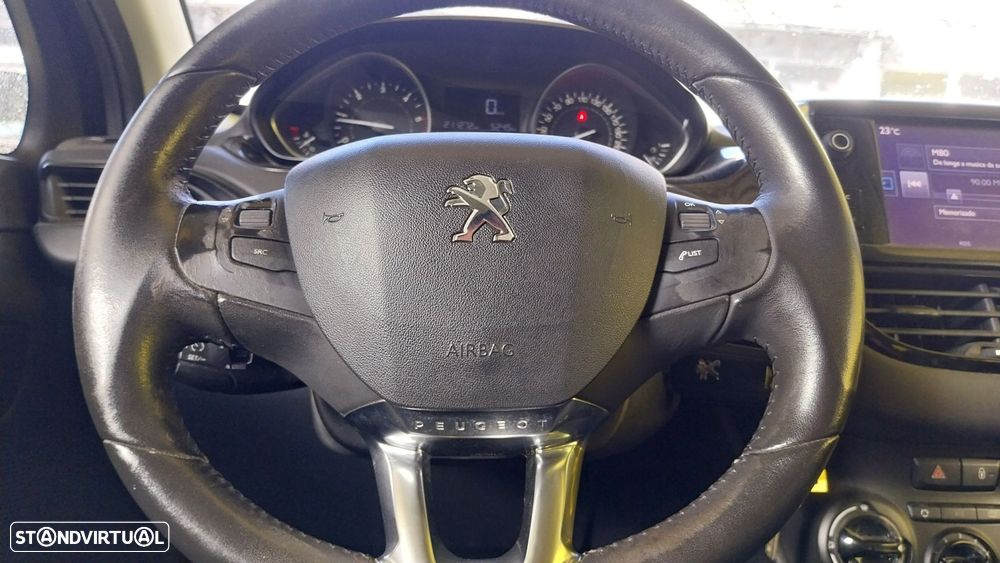 Peugeot 208 1.6 BlueHDi Allure - 7