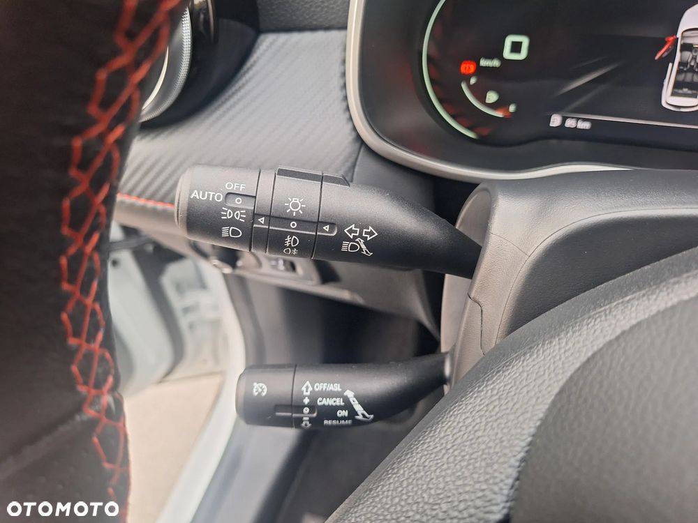 MG ZS ICE 1.5 VTI-tech Comfort - 26