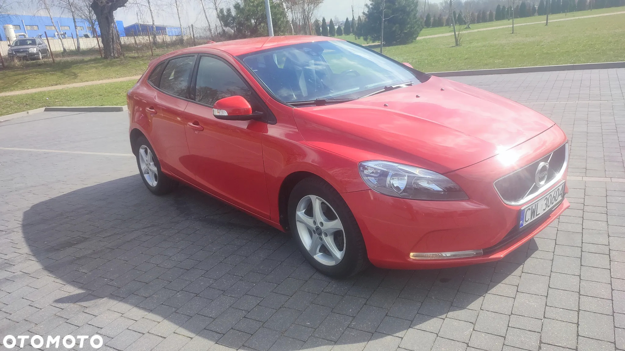 Volvo V40 T2 Momentum - 3