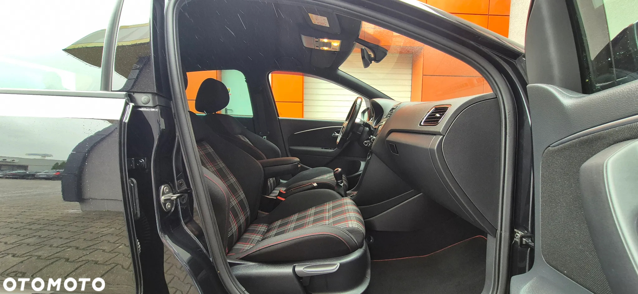 Volkswagen Polo 1.8 TSI (Blue Motion Technology) GTI - 26