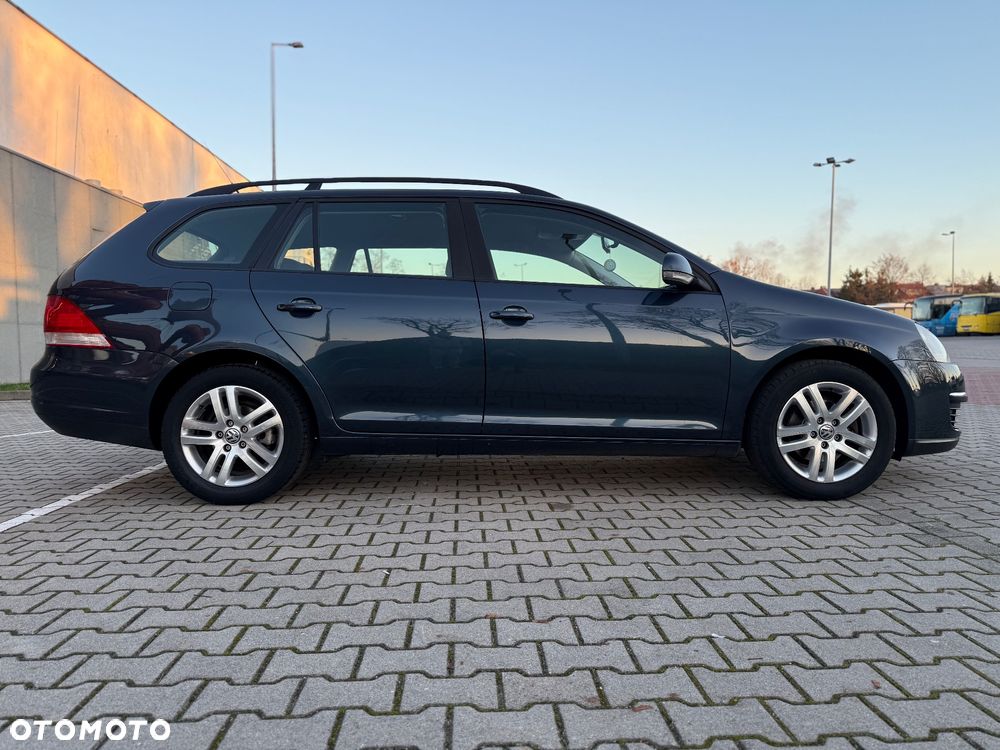 Volkswagen Golf 1.6 Comfortline - 12