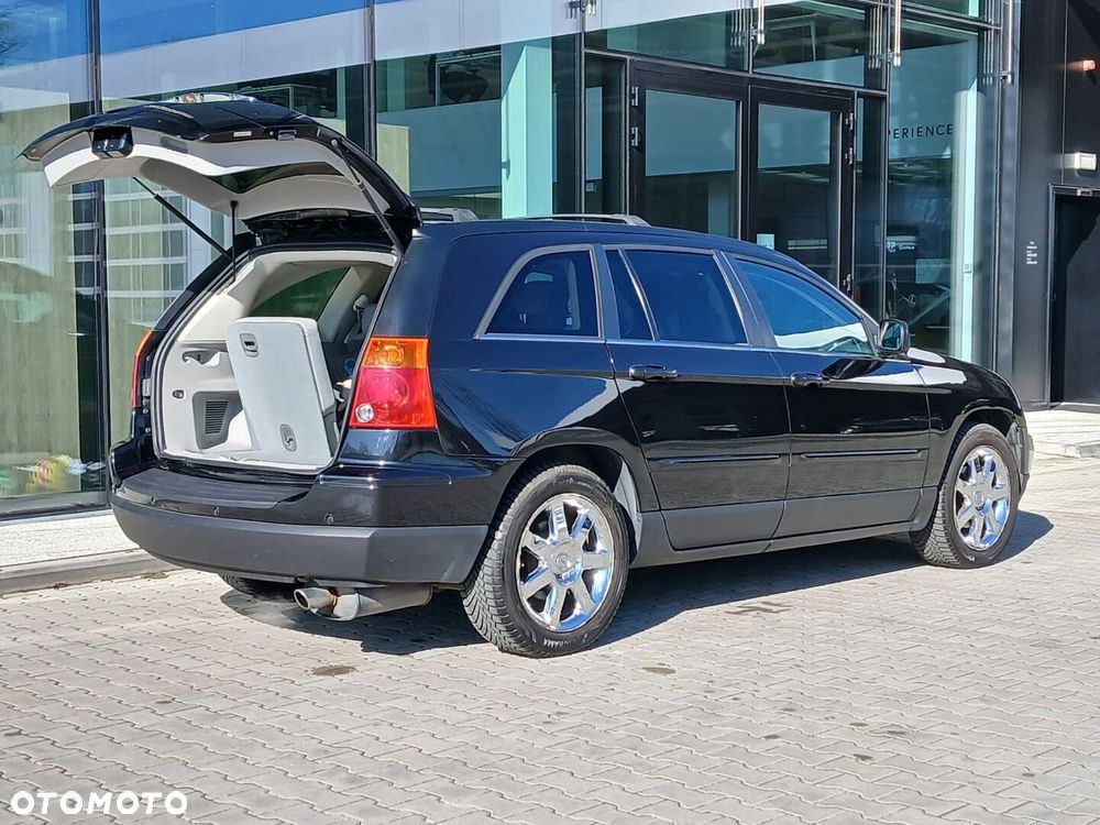 Chrysler Pacifica - 32