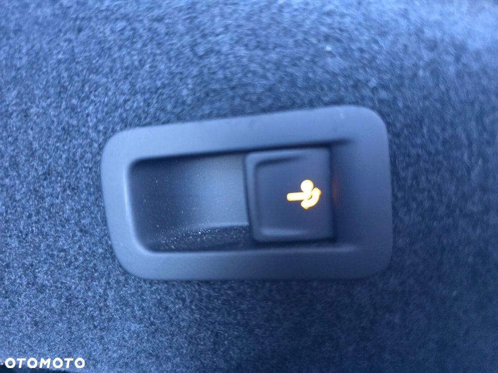 Volkswagen Arteon 2.0 TDI 4Motion R-Line DSG - 34