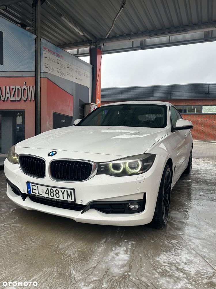 BMW Seria 3 318d M Sport Shadow - 6