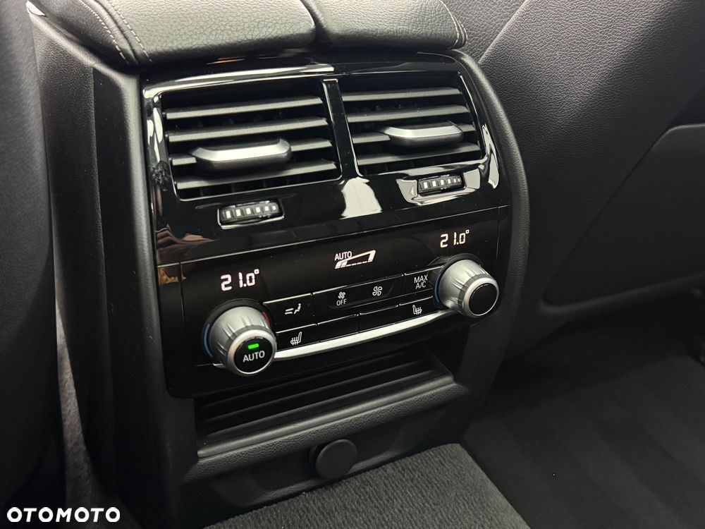 BMW Seria 5 540i xDrive M Sport sport - 35
