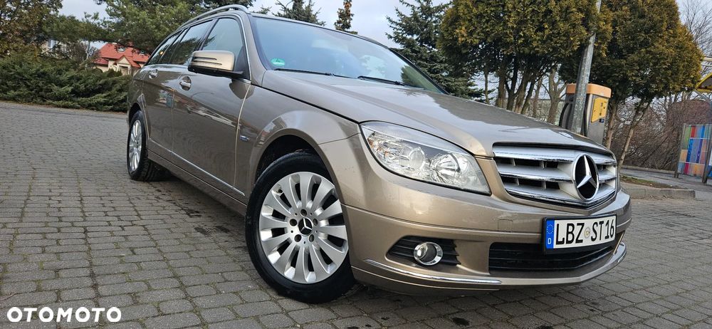 Mercedes-Benz Klasa C 180 T CGI Automatik BlueEFFICIENCY Avantgarde - 10