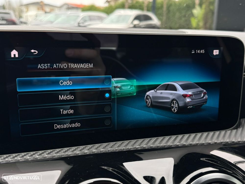 Mercedes-Benz A 200 Limousine d Style Plus Aut. - 42