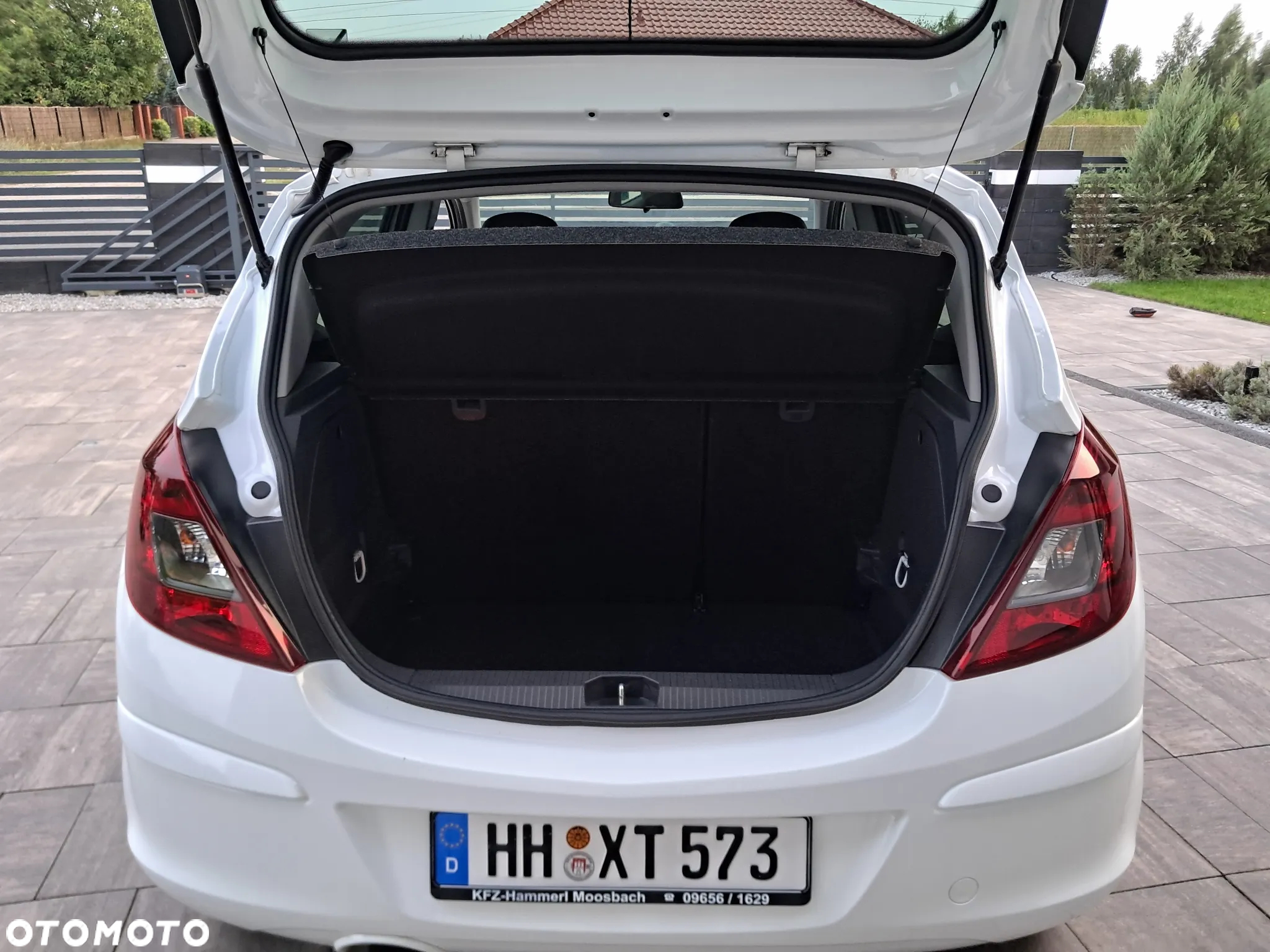 Opel Corsa 1.2 16V Cosmo - 21