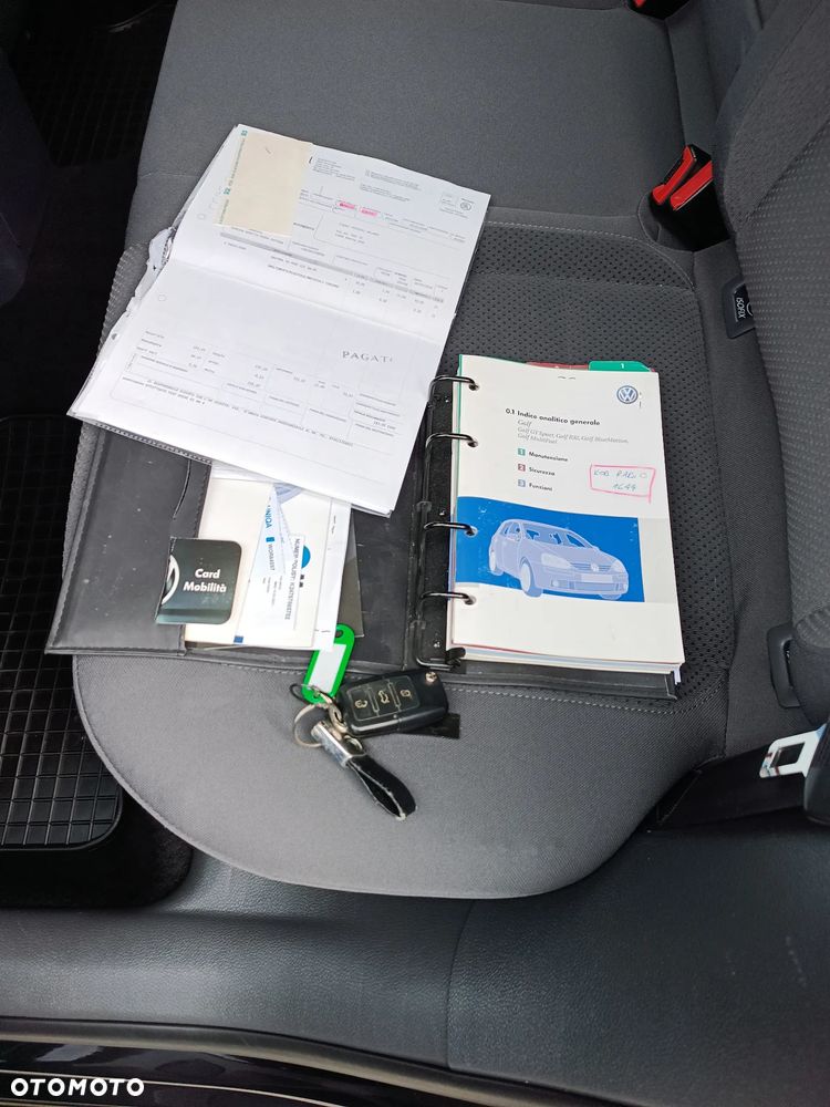 Volkswagen Golf 1.6 Comfortline - 33