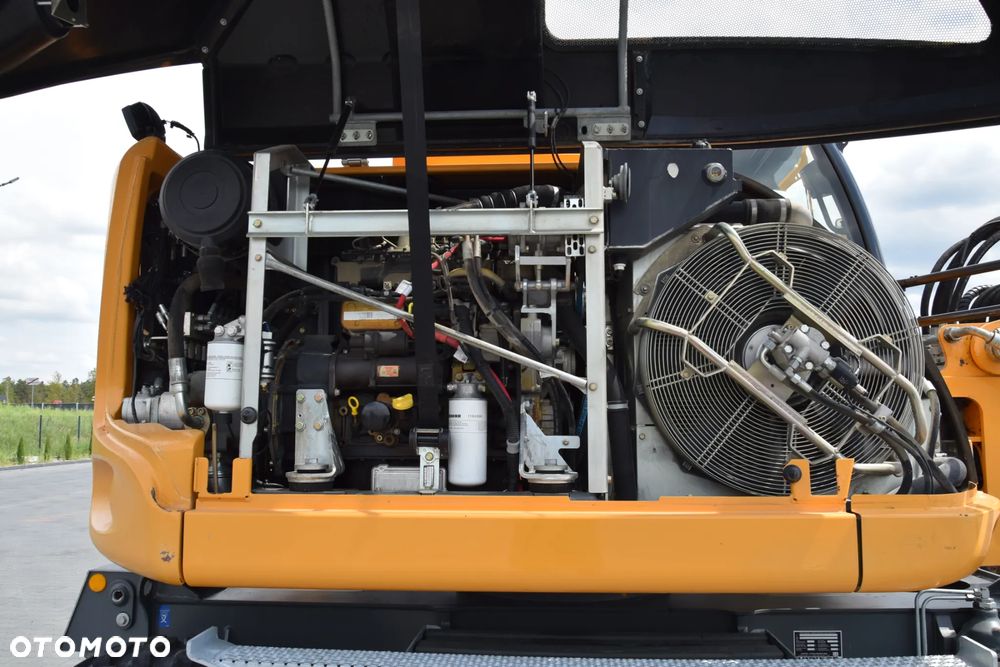 Liebherr A910 COMPACT / KOPARKA KOŁOWA / KABINA / KLIMATYTZACJA / SPYCH / PODPORY / DODATKOWY OSPRZĘT / SPROWADZONA - 20