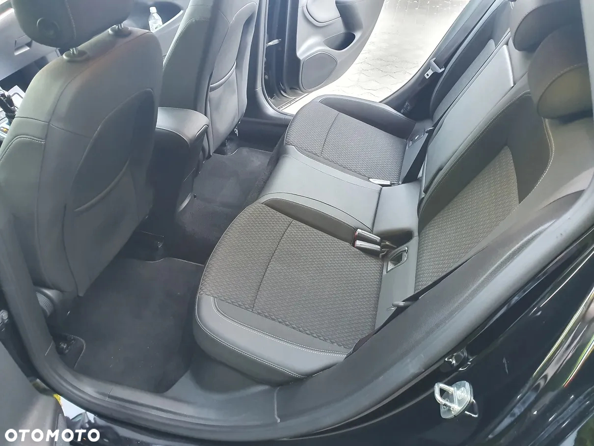 Opel Astra 1.6 D Start/Stop Automatik Sports Tourer Innovation - 21