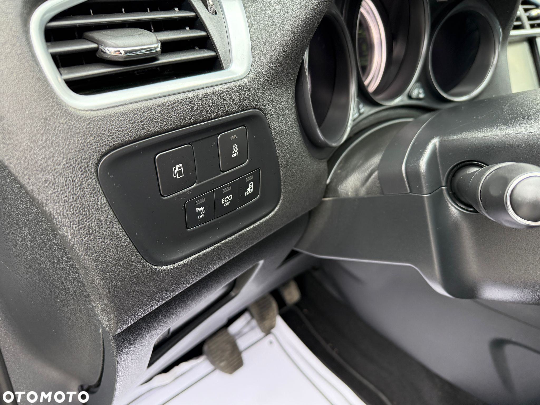 Citroën C4 PureTech 130 Stop & Start Exclusive - 19