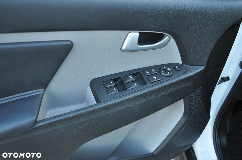 Kia Sportage 2.0 CRDI 184 AWD Platinum Edition - 22