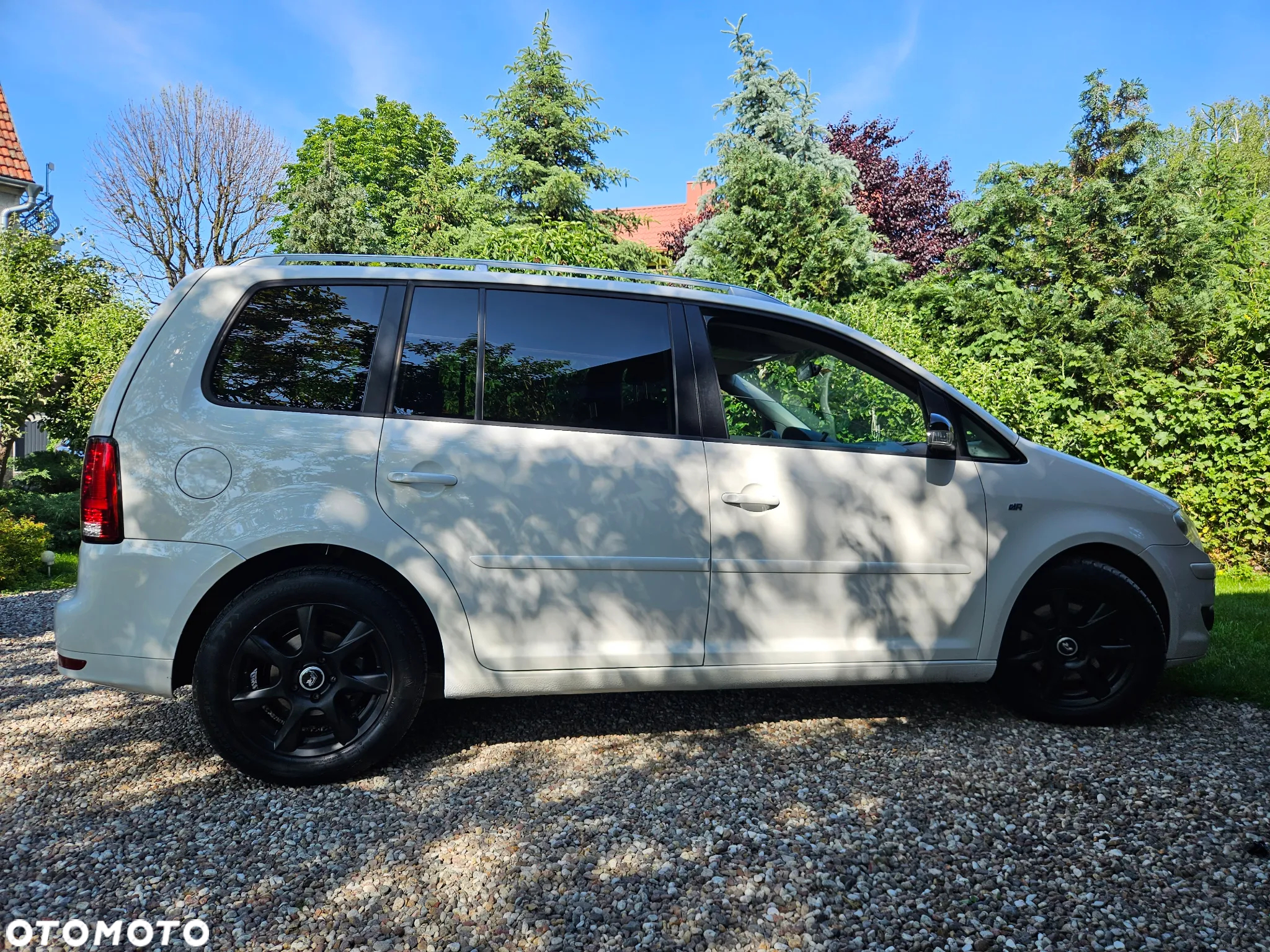 Volkswagen Touran 2.0 TDI DPF R-Line Edition - 5