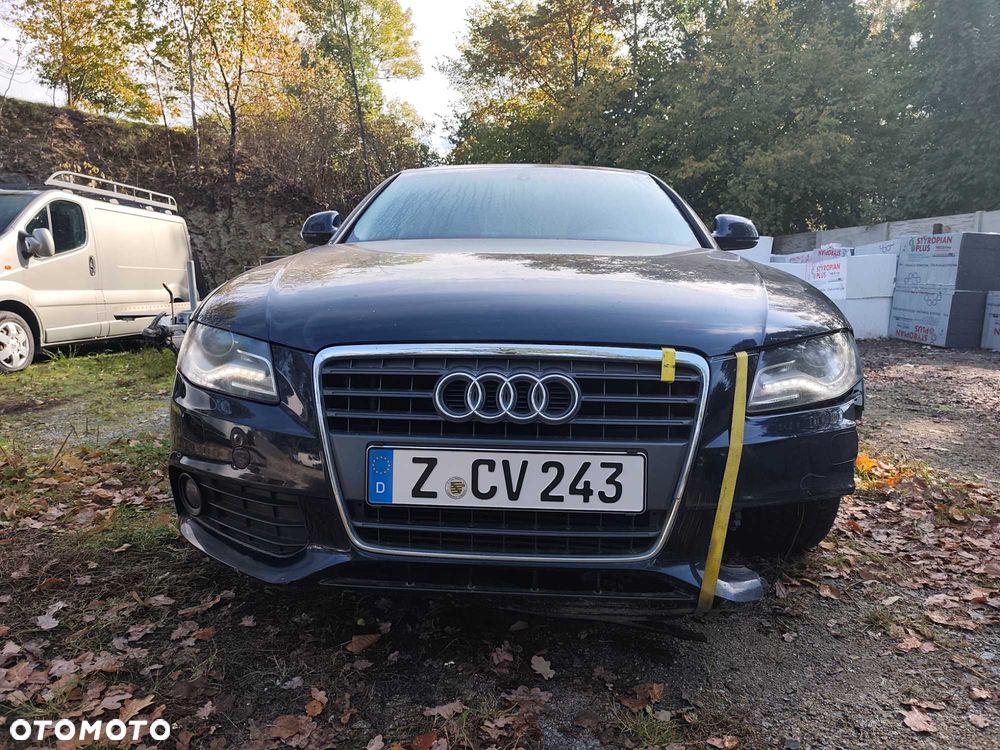 Audi A4 Limousine - 9