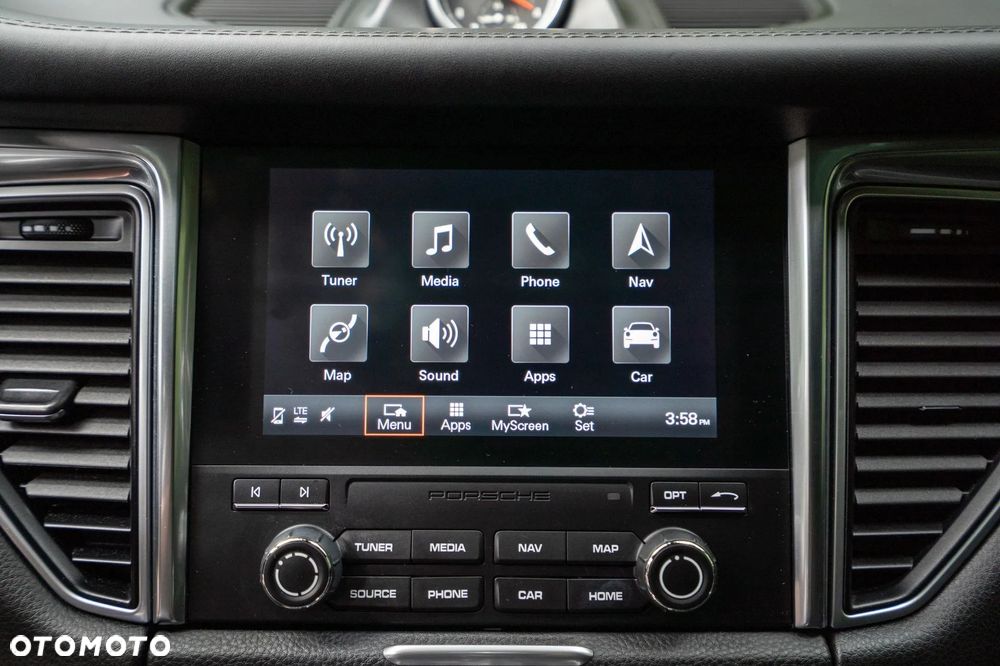 Porsche Macan - 18