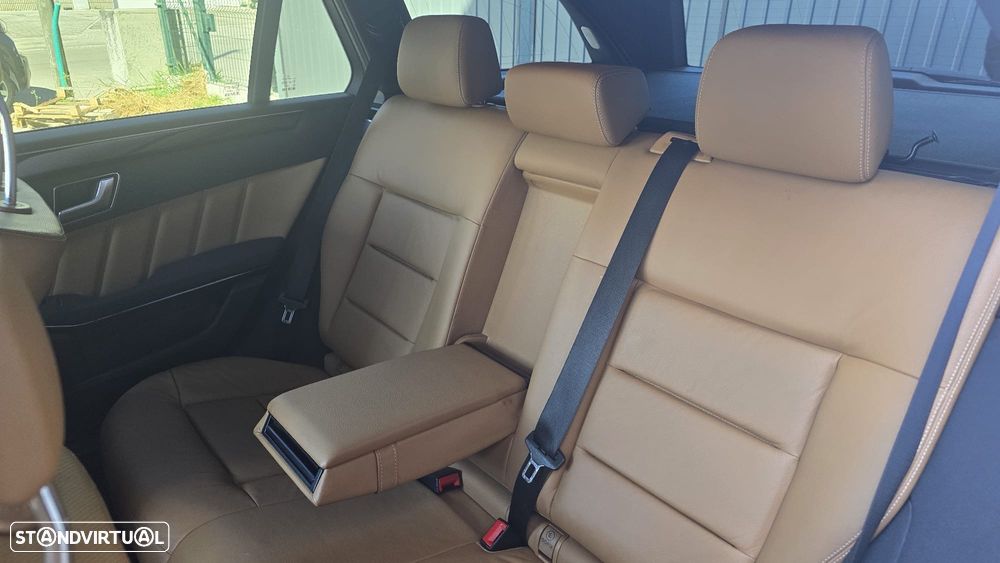 Mercedes-Benz E 300 Bluetec Hybrid Avantgarde - 13