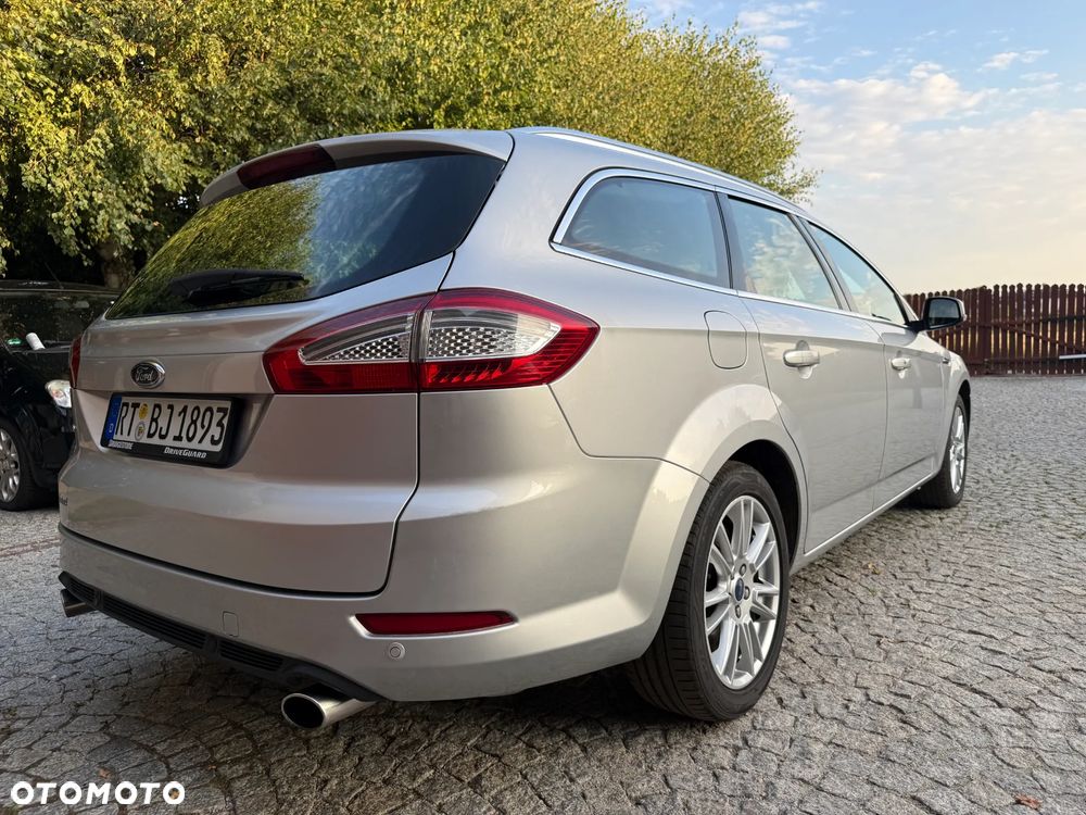 Ford Mondeo 2.0 EcoBoost Titanium - 9