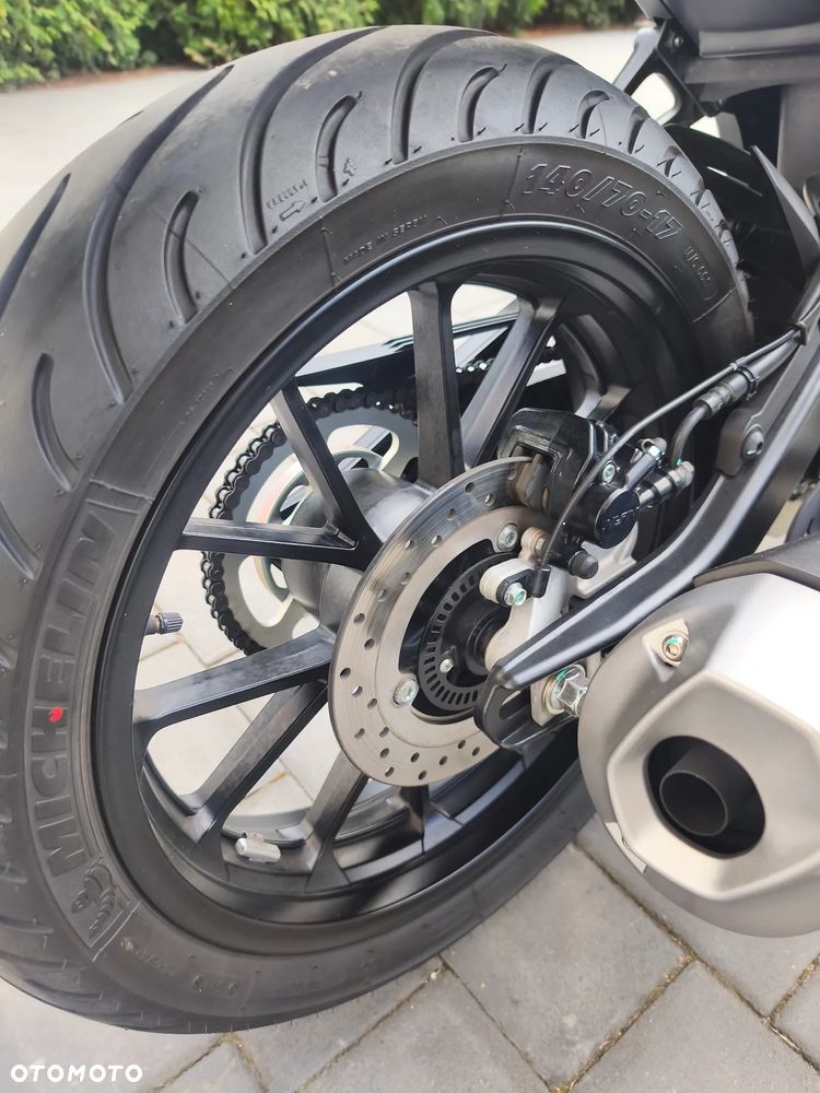 Yamaha MT - 14