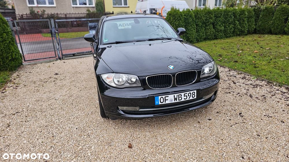 BMW Seria 1 - 22
