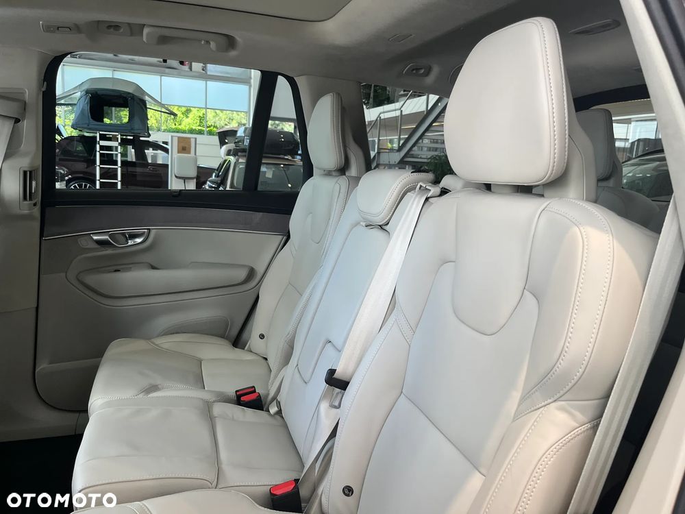 Volvo XC 90 B5 B AWD Ultra Dark 7os - 13
