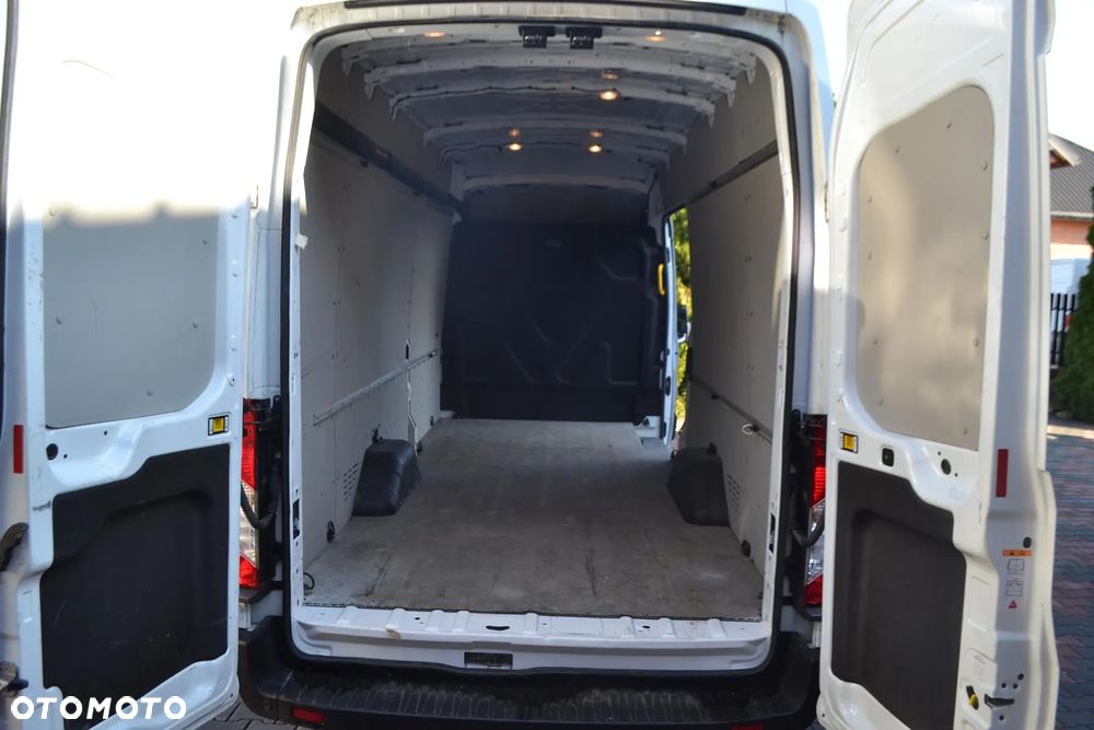 Ford Transit 350 L4 RWD Trend - 4