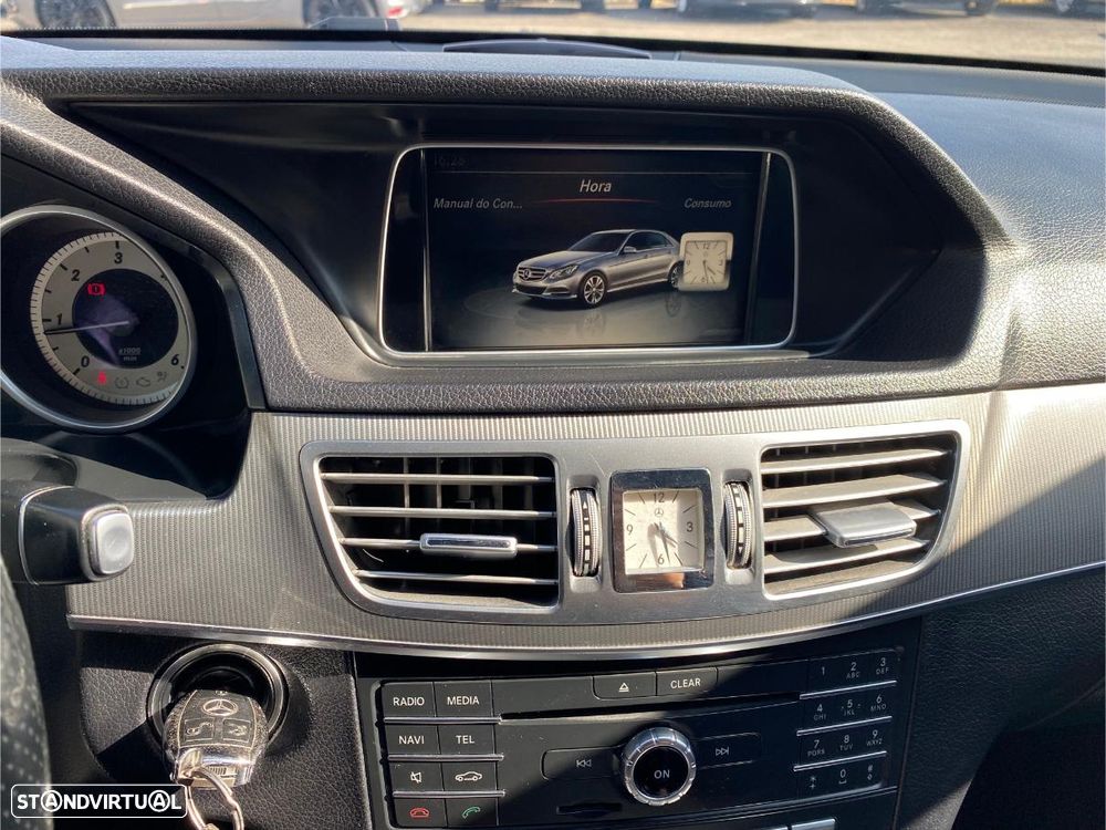 Mercedes-Benz E 250 BlueTEC Elegance 4-Matic - 25